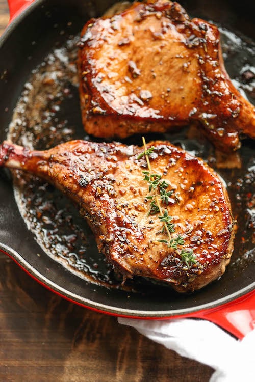 EASY-PORK-CHOPS-WITH-SWEET-AND-SOUR-GLAZE