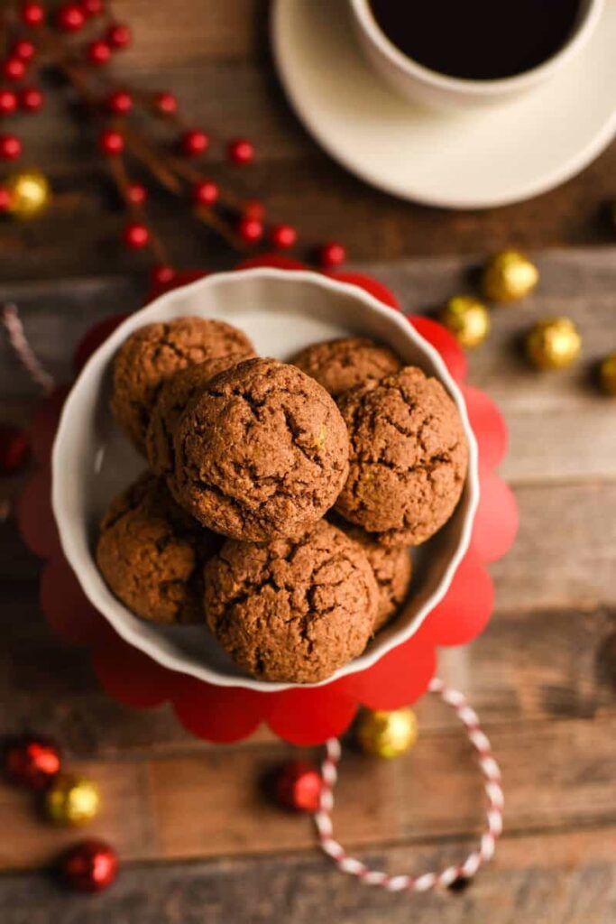 7 Paleo Almond Butter Ginger Cookies-min