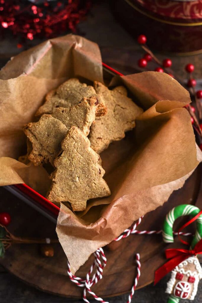 8 Cinnamon Almond Shortbreak Paleo Cookies-min